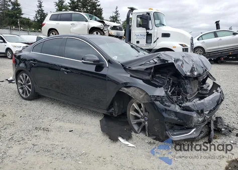 2015 Volvo S60 Platinum from USA, damaged, VIN YV149MFM3F1357453